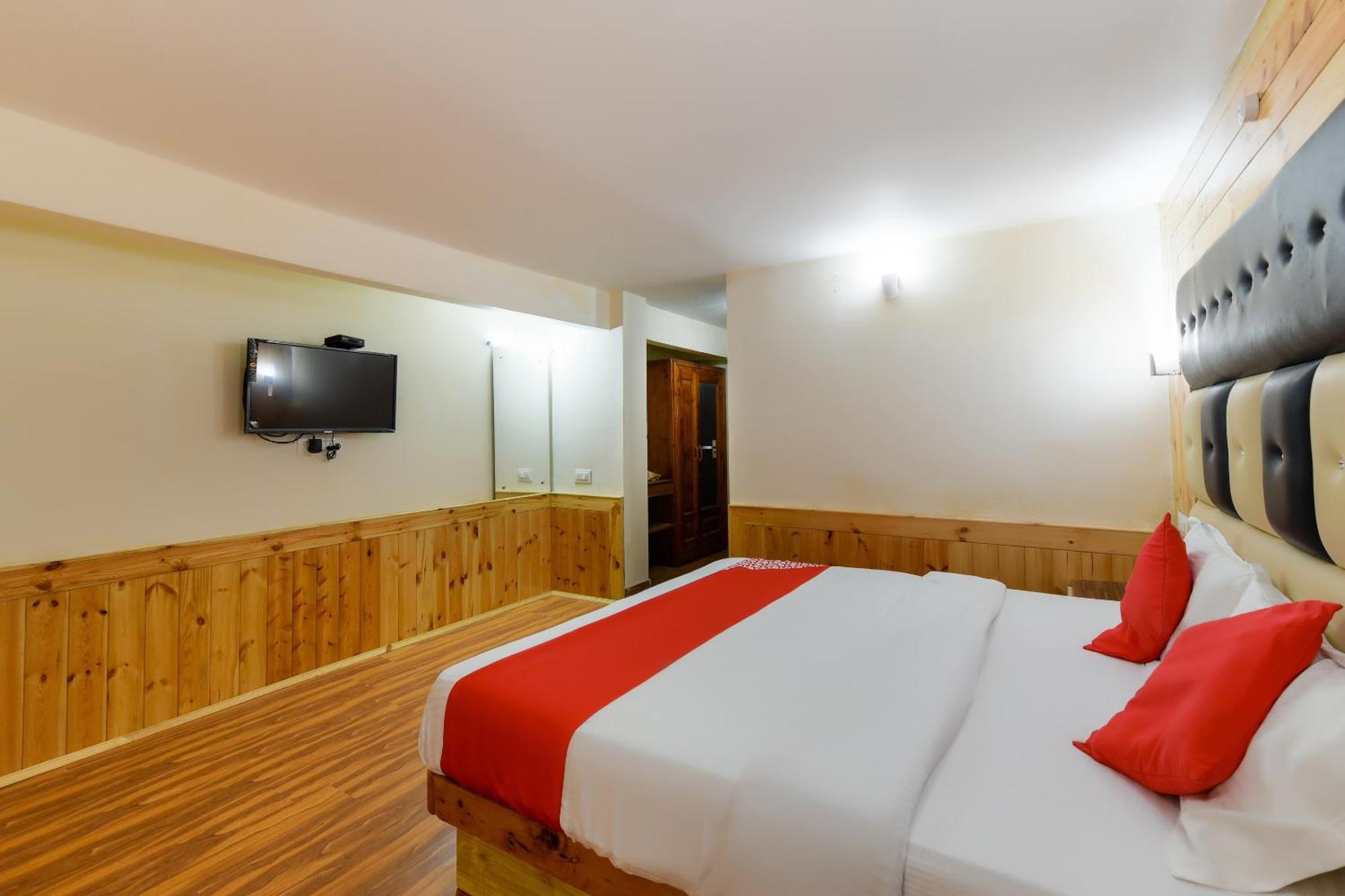 Oyo 46485 Hotel Vijayant - Manali (Himachal Pradesh) — Photos 2